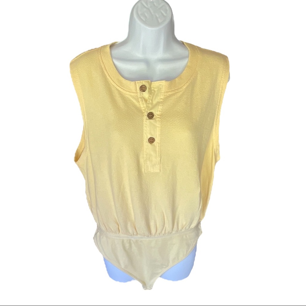 NWT - Free People Sleeveless Bodysuit - SZ M